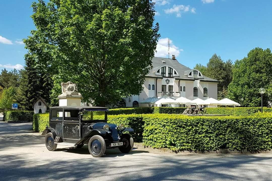 Lesní Hotel Peršlák Nová Bystřice Exterior foto